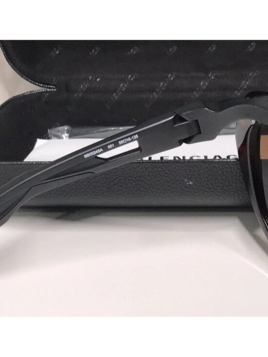 New Authentic Balenciaga Tortoise Shell Sunglasses BB0024SA 001 main image 6